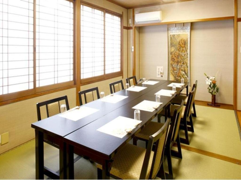 Business Hotel Kurama Hikone Esterno foto