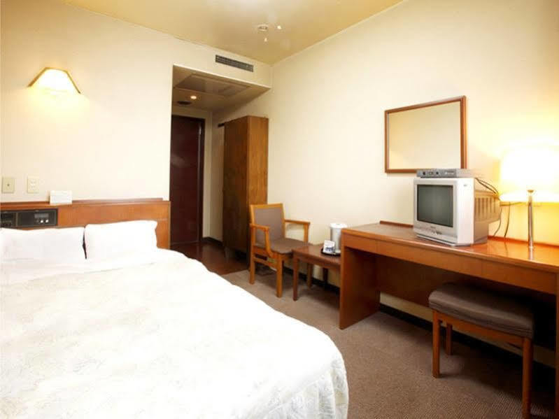 Business Hotel Kurama Hikone Esterno foto